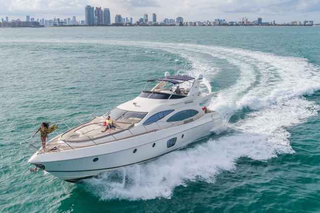 68' Azimut - Yate para Alquilar en Miami, Florida