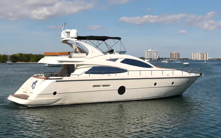 70' Aicon - Yate para Alquilar en Miami, Florida