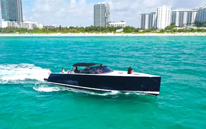 55' VanDutch - Yate para Alquilar en Miami, Florida