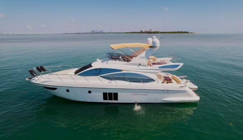 50' Azimut - Yate para Alquilar en Miami, Florida