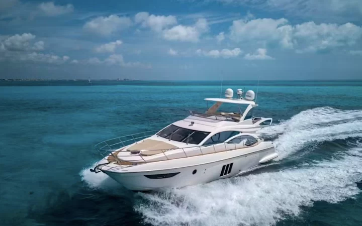 60' Azimut - Yate para Alquilar en Miami, Florida