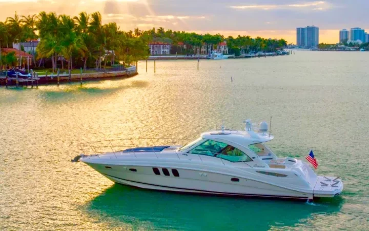 51' SeaRay - Yate para Alquilar en Miami, Florida