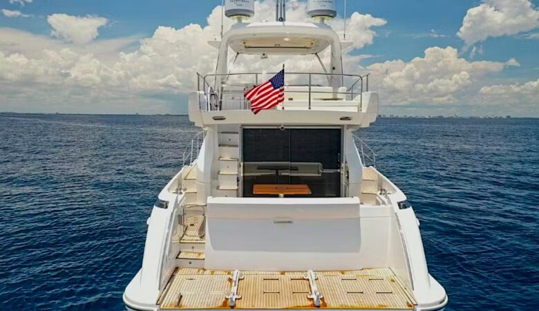 50' Azimut - Yate para Alquilar en Miami, Florida