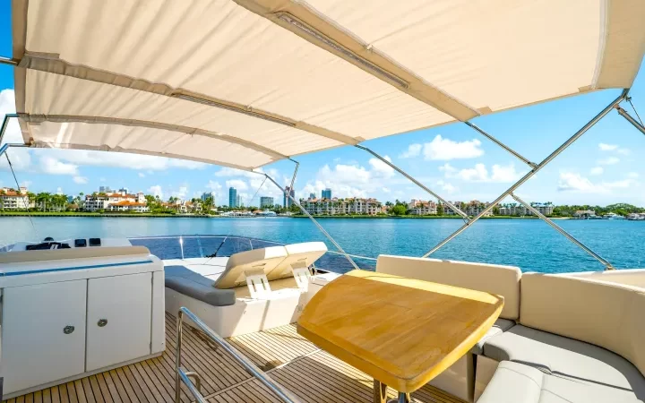 52' Prestige - Yate para Alquilar en Miami, Florida