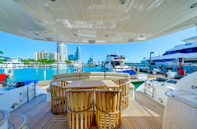 75' SunSeeker - Yate para Alquilar en Miami, Florida