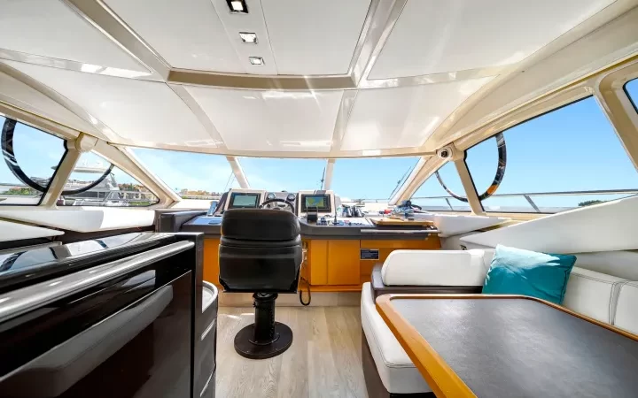 62' Azimut - Yate para Alquilar en Miami, Florida