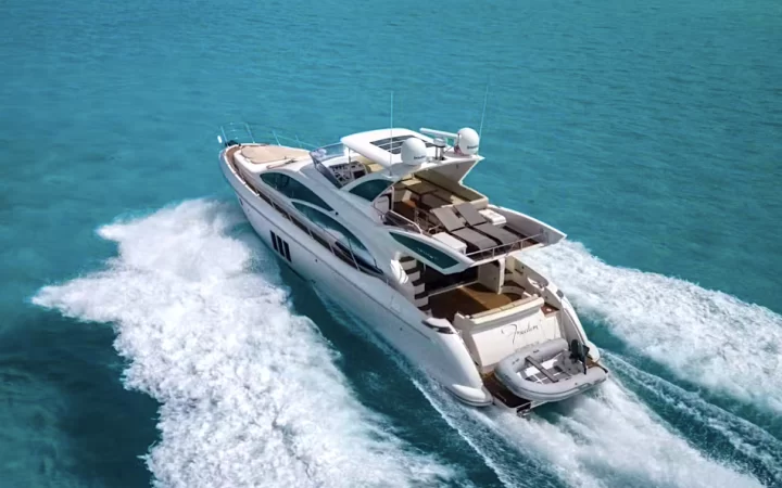 60' Azimut - Yate para Alquilar en Miami, Florida