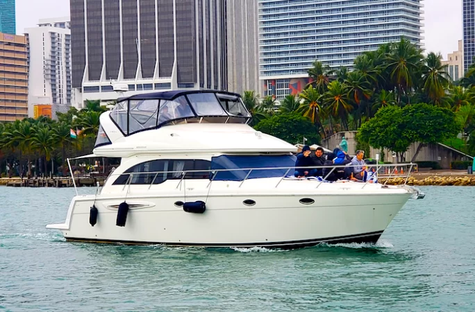 45' Meridian - Yate para Alquilar en Miami, Florida