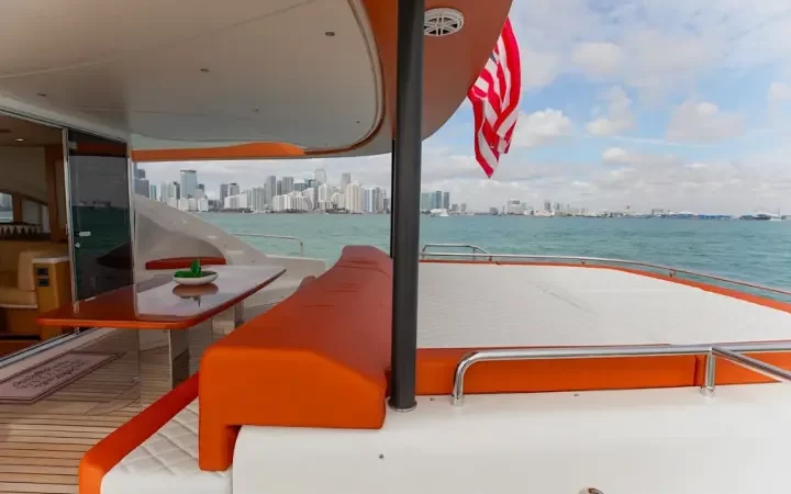 62' PowerCat - Yate para Alquilar en Miami, Florida