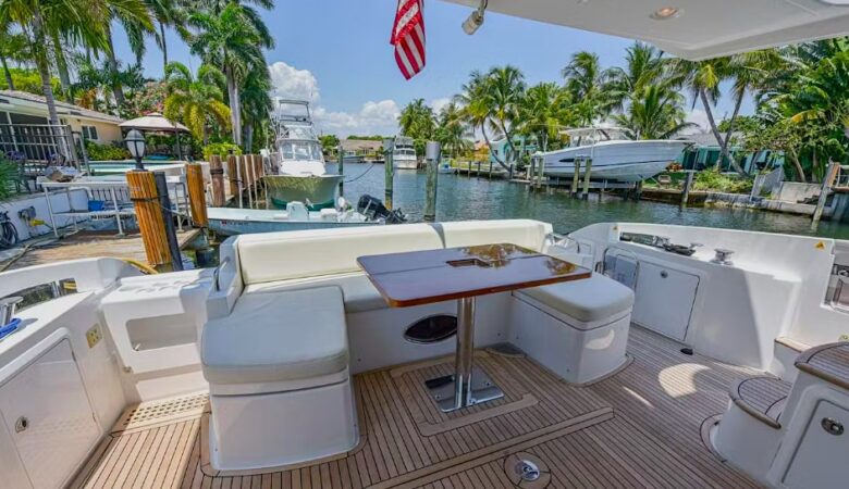 50' Azimut - Yate para Alquilar en Miami, Florida