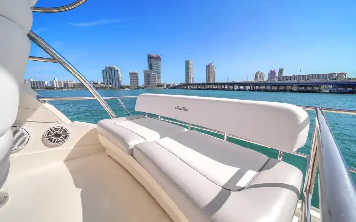 56' SeaRay - Yate para Alquilar en Miami, Florida