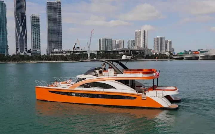 62' PowerCat - Yate para Alquilar en Miami, Florida