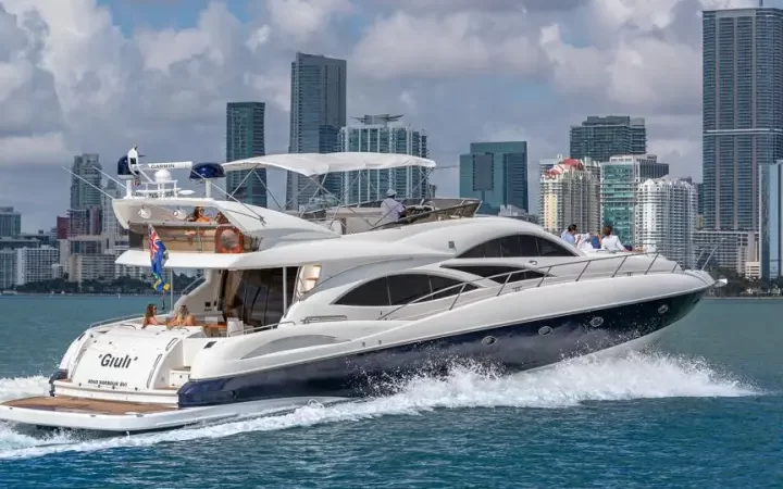 74' SunSeeker - Yate para Alquilar en Miami, Florida