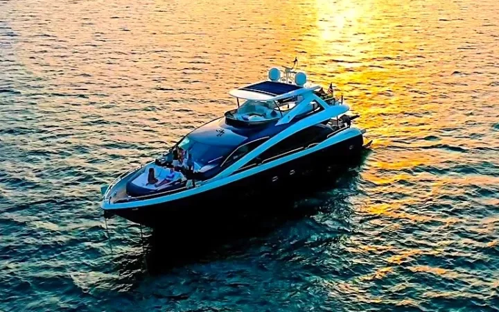 90' SunSeeker - Yate para Alquilar en Miami, Florida