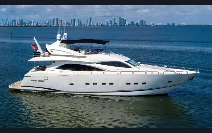 94' SunSeeker - Yate para Alquilar en Miami, Florida