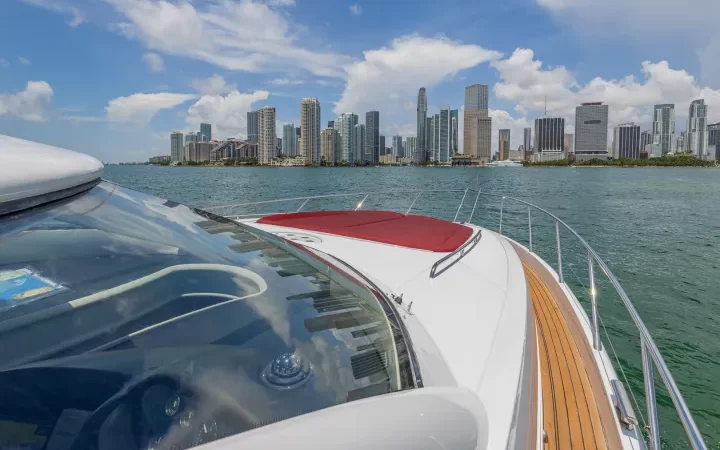 80' SunSeeker - Yate para Alquilar en Miami, Florida