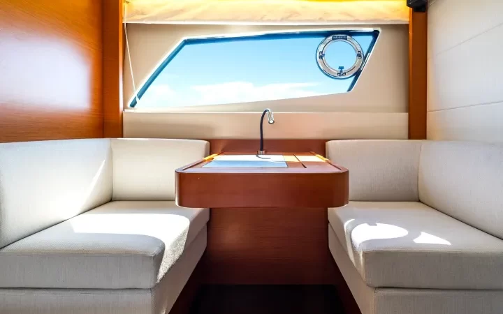 52' Prestige - Yate para Alquilar en Miami, Florida