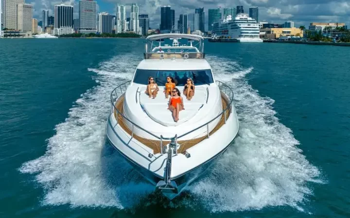 74' SunSeeker - Yate para Alquilar en Miami, Florida