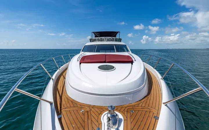 80' SunSeeker - Yate para Alquilar en Miami, Florida