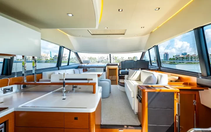 52' Prestige - Yate para Alquilar en Miami, Florida