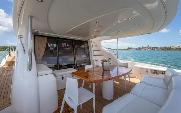 74' SunSeeker - Yate para Alquilar en Miami, Florida