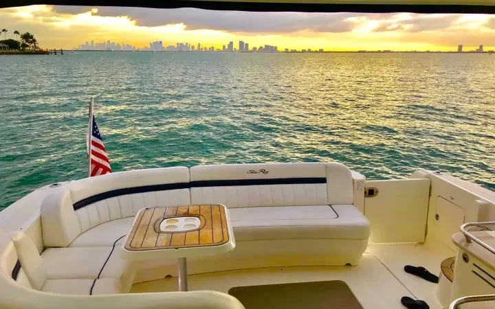 51' SeaRay - Yate para Alquilar en Miami, Florida