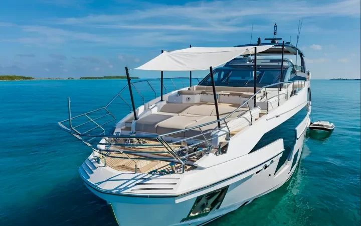 88' Azimut - Yate para Alquilar en Miami, Florida