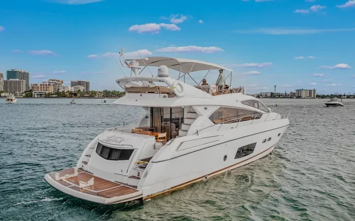 70' SunSeeker - Yate para Alquilar en Miami, Florida