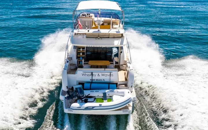 52' Prestige - Yate para Alquilar en Miami, Florida