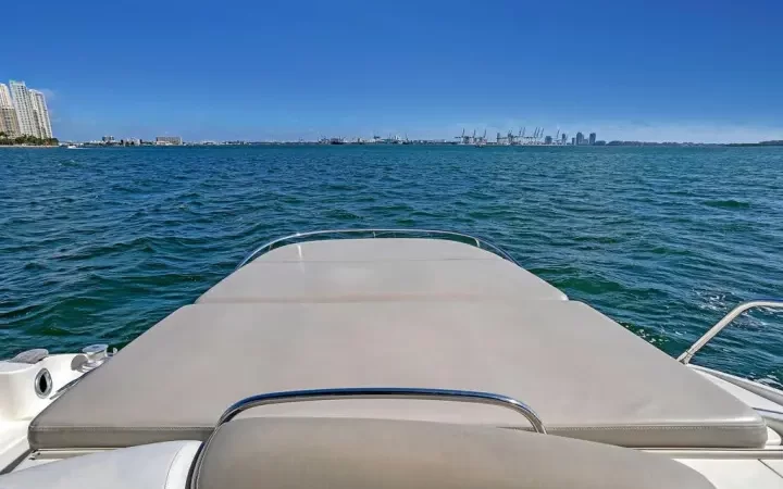 50' Cranchi - Yate para Alquilar en Miami, Florida